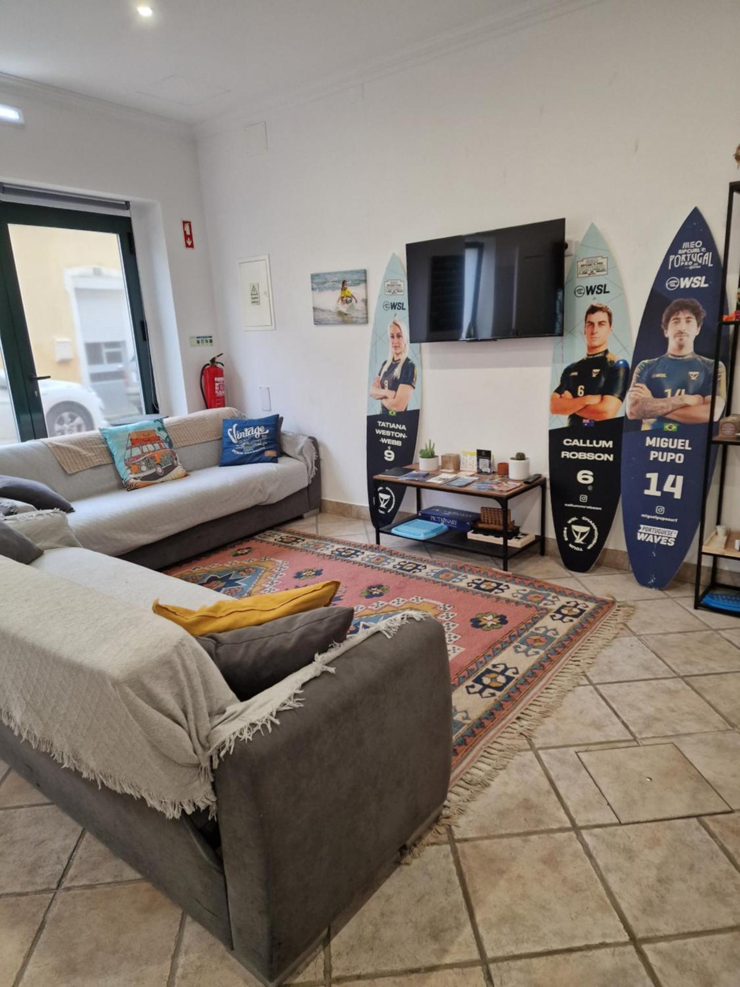 Wolley - Peniche Guesthouse Ngoại thất bức ảnh